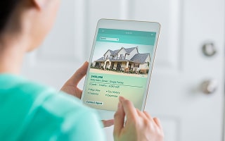 How Should Sellers Price Their Homes to Attract Buyers While Maximizing Value in New Jersey?